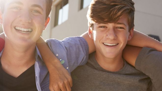 A photo of various age teenagers